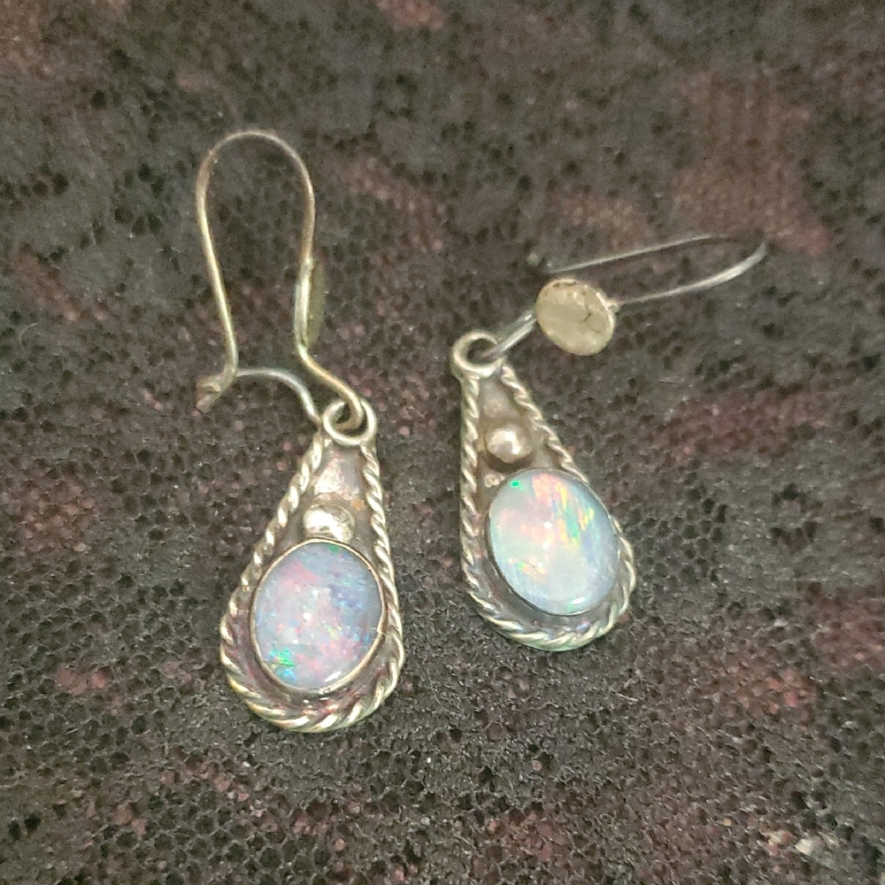Elegant Sterling Silver Opal Earrings DY02